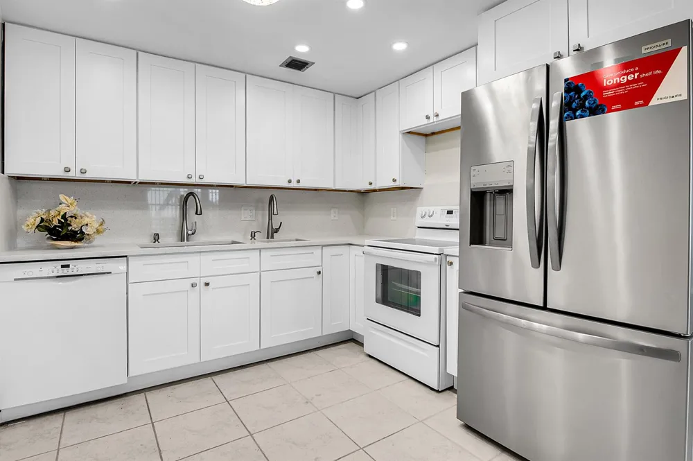 250 RICHMOND F #250 Deerfield Beach, FL 33442