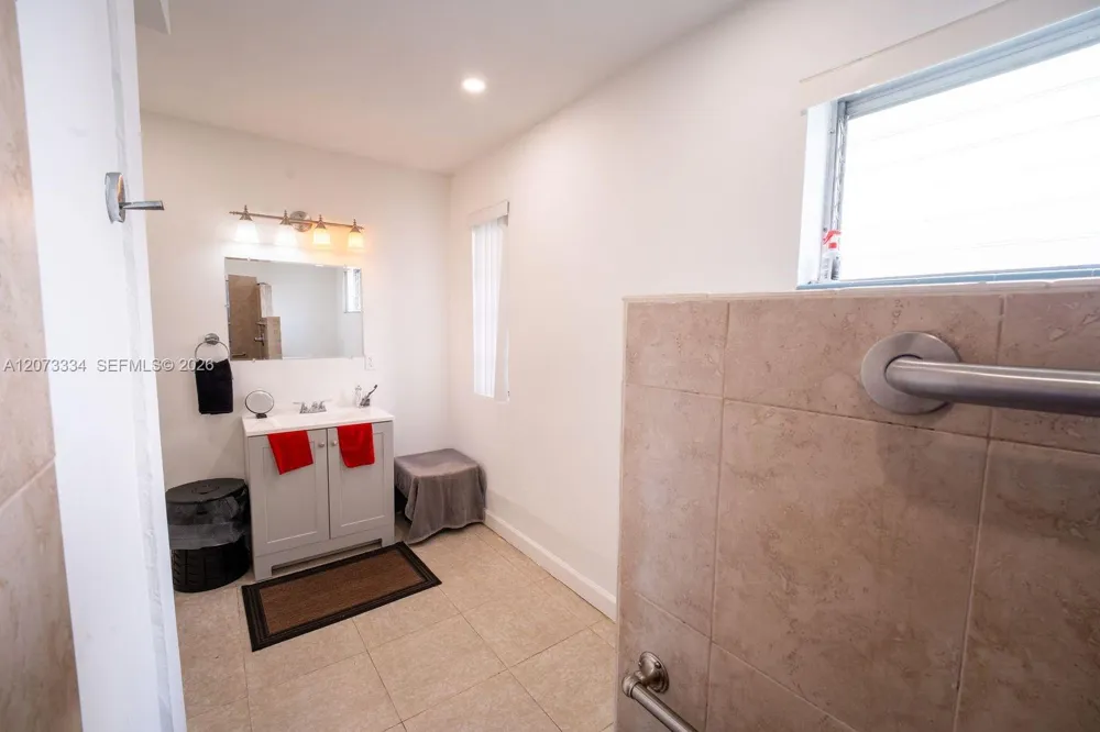 11600 NE 6th Ave Biscayne Park, FL 33161