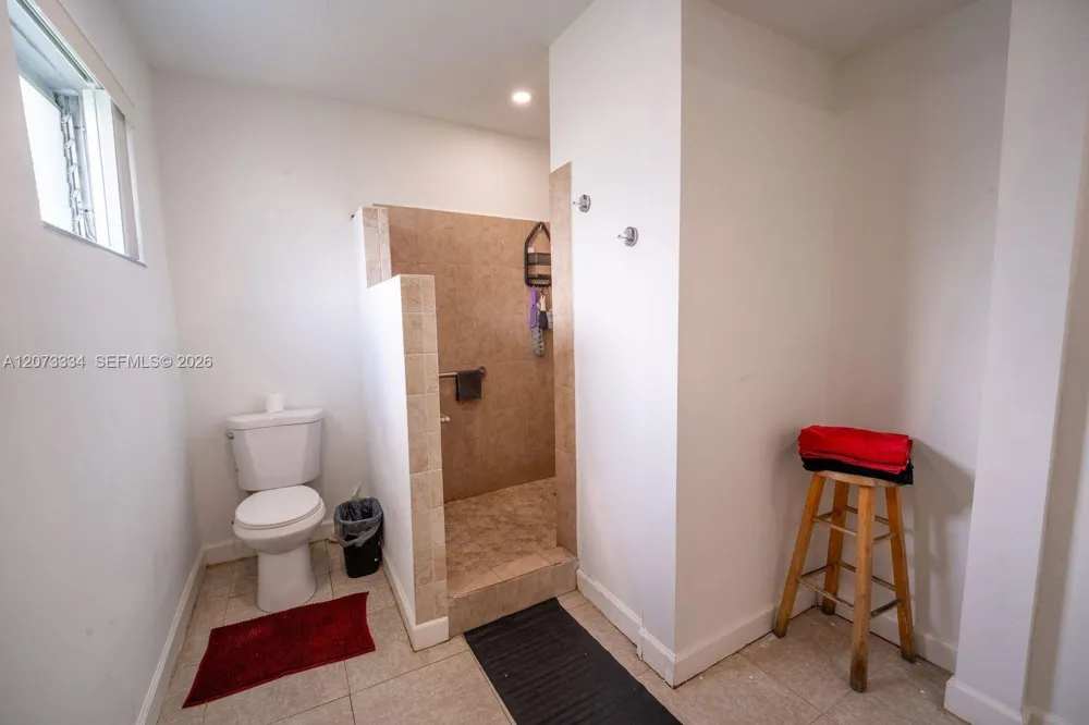 11600 NE 6th Ave Biscayne Park, FL 33161