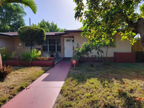 550 SW 38TH TERRACE #0