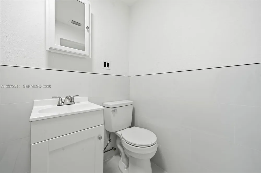 399 NW 98th St #399 Miami, FL 33150