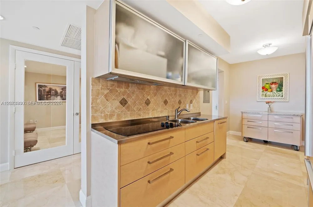 1850 S Ocean Dr #3508 Hallandale Beach, FL 33009