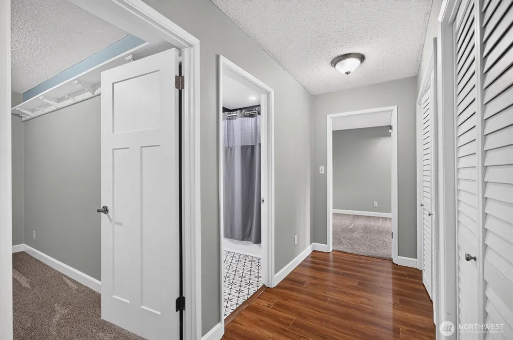 48 Clover Street Cathlamet, WA 98612