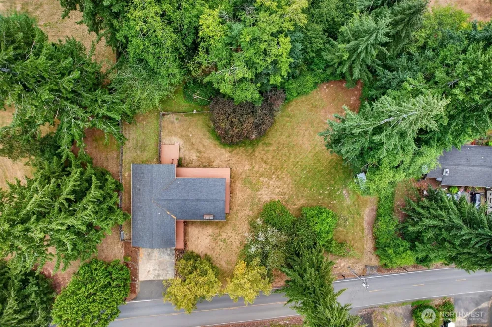 48 Clover Street Cathlamet, WA 98612
