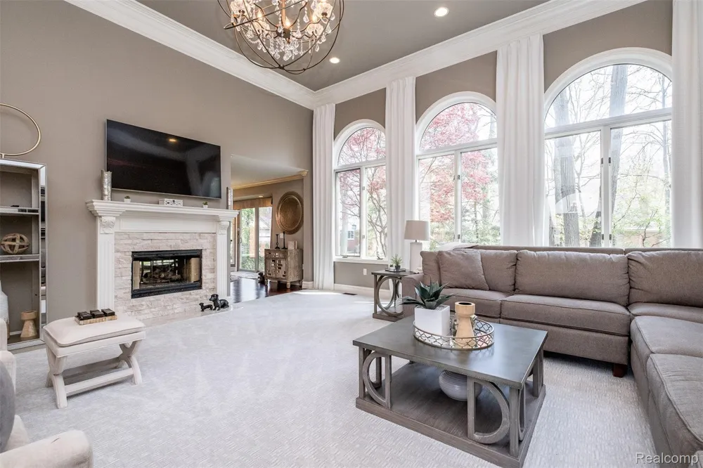 53588 Oak Grove Shelby Charter Township, MI 48315