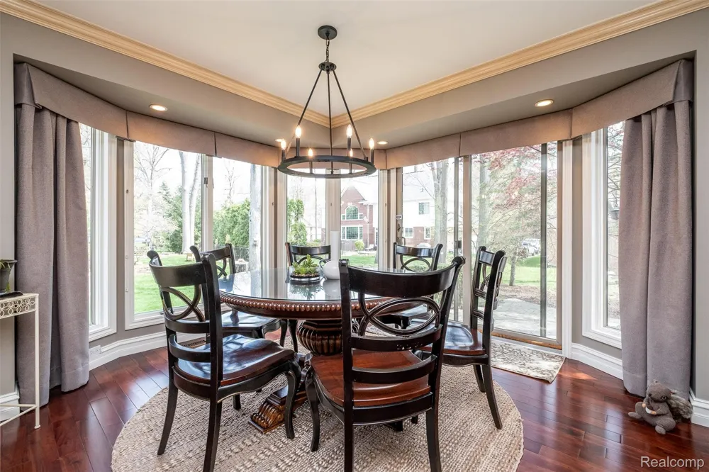 53588 Oak Grove Shelby Charter Township, MI 48315