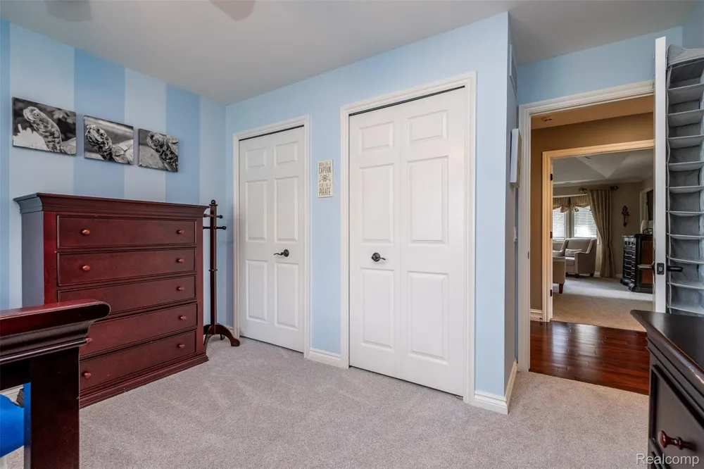 53588 Oak Grove Shelby Charter Township, MI 48315