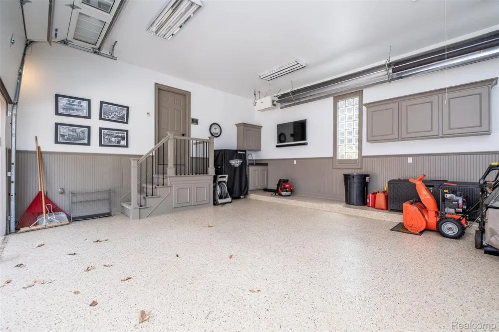 53588 Oak Grove Shelby Charter Township, MI 48315