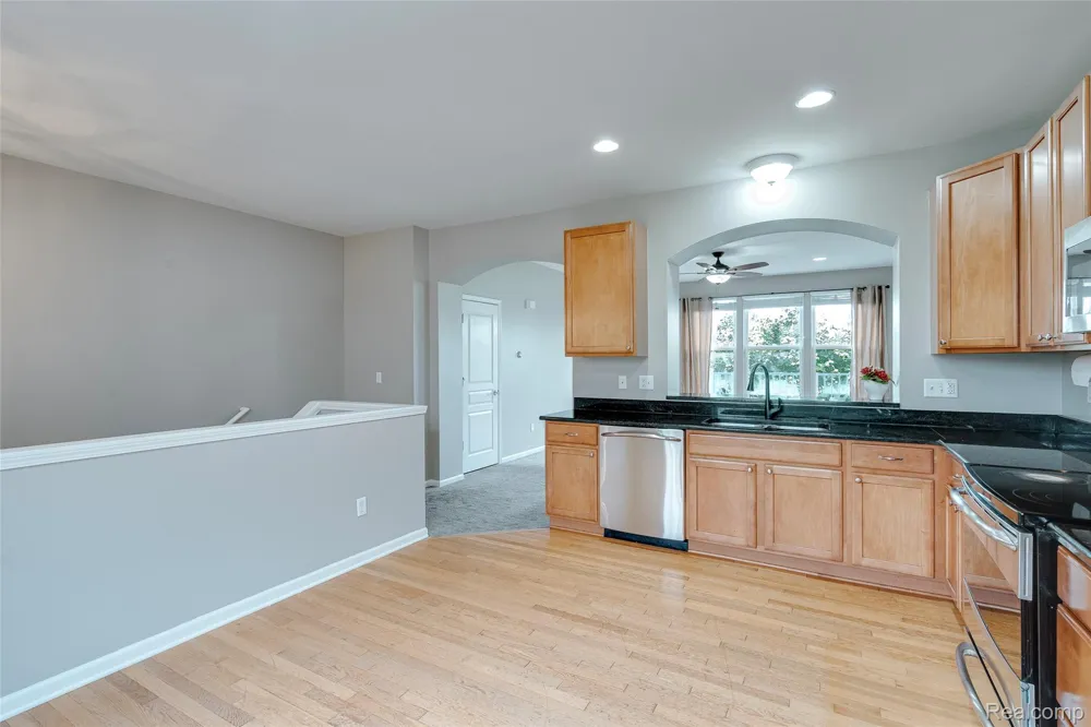 27974 Middleton Drive Novi City, MI 48377