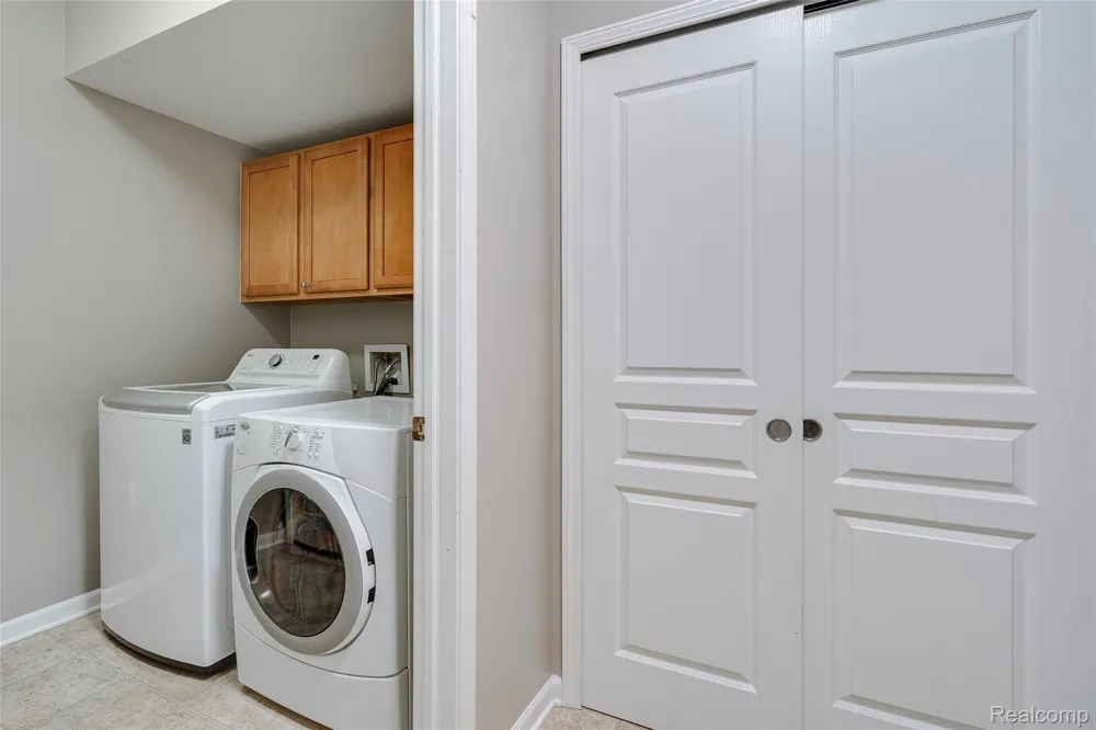27974 Middleton Drive Novi City, MI 48377