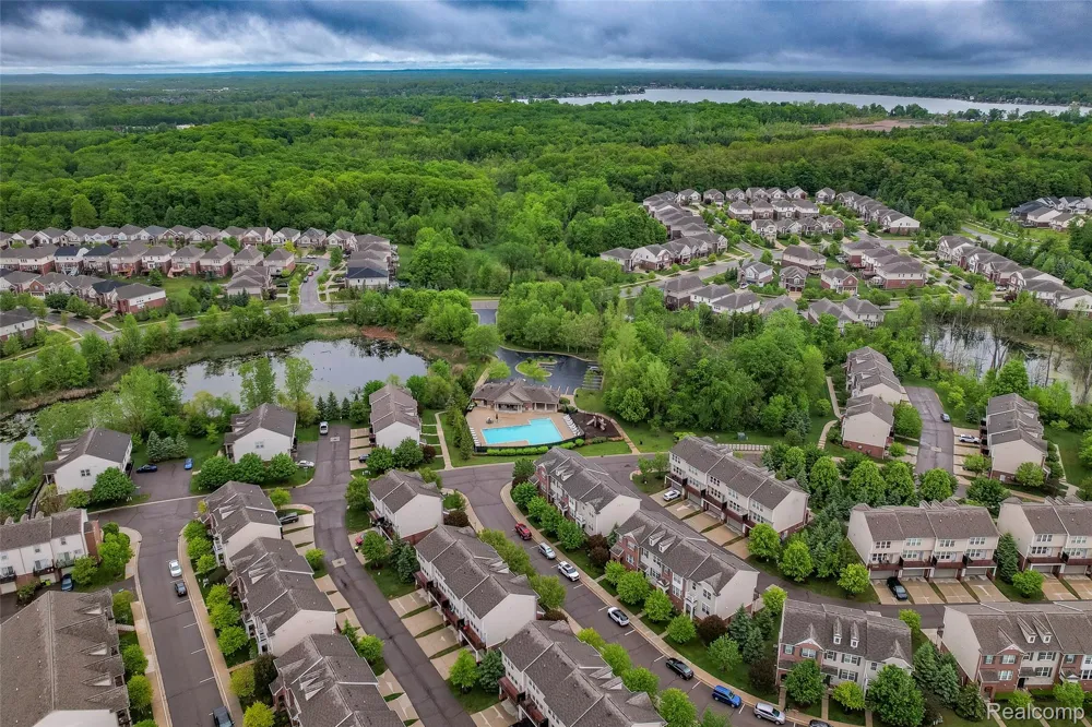 27974 Middleton Drive Novi City, MI 48377