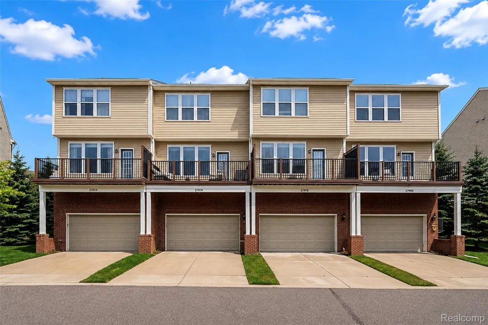 27974 Middleton Drive Novi City, MI 48377