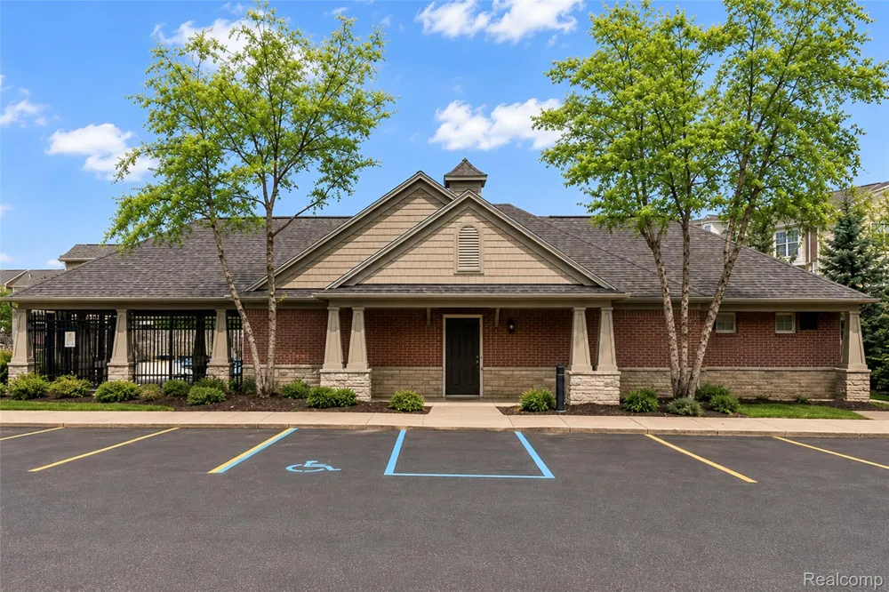 27974 Middleton Drive Novi City, MI 48377