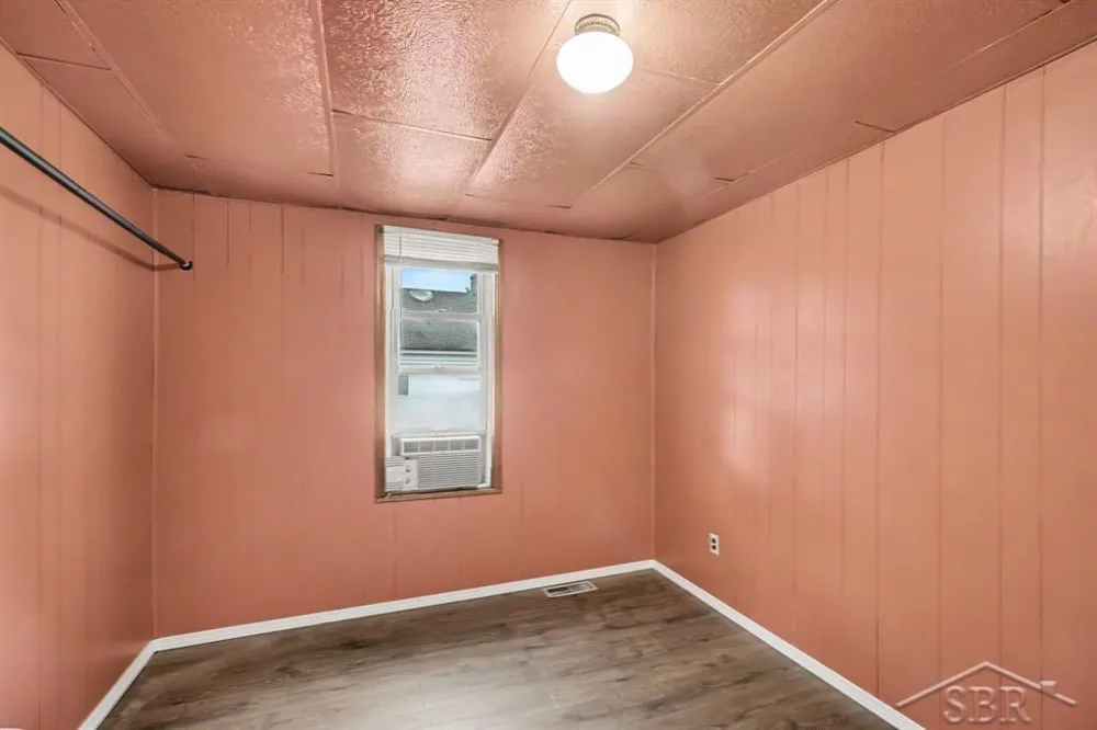 817 17th Street Bay City City, MI 48708