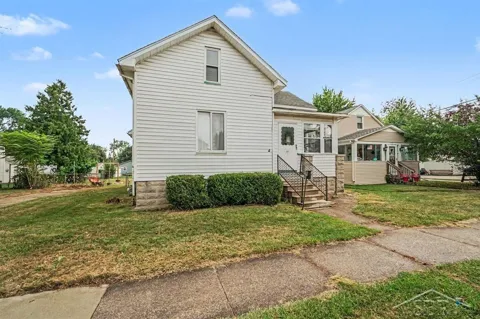 817 17th Street