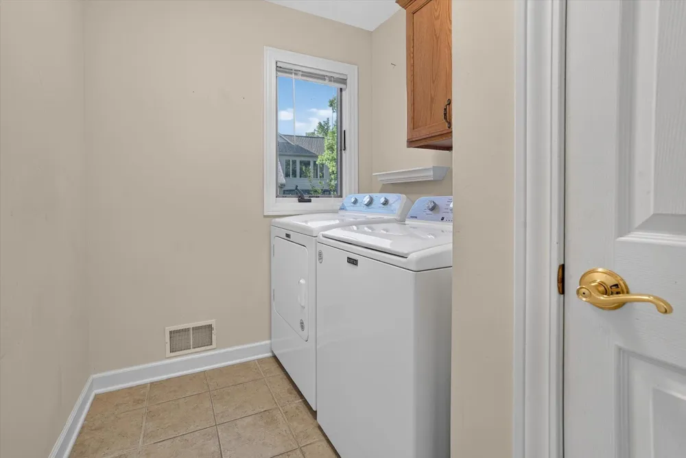 4729 Dimond Way Windsor Charter Township, MI 48821
