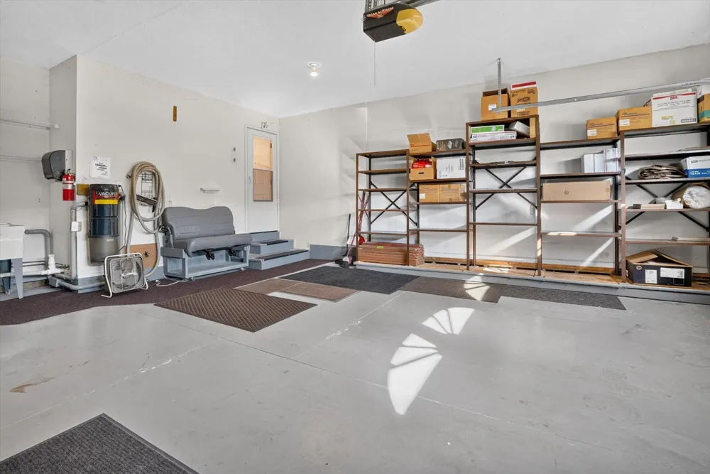 4729 Dimond Way Windsor Charter Township, MI 48821