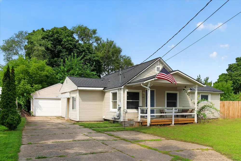 3519 Raven Avenue SW Wyoming City, MI 49509