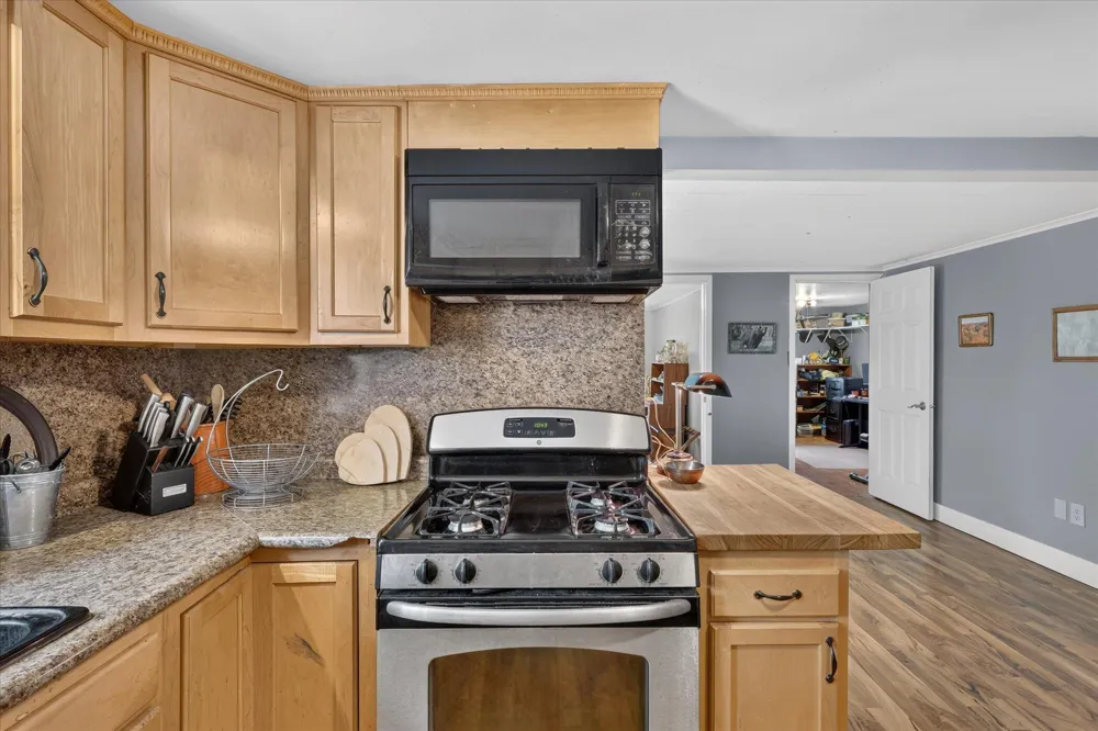 3519 Raven Avenue SW Wyoming City, MI 49509
