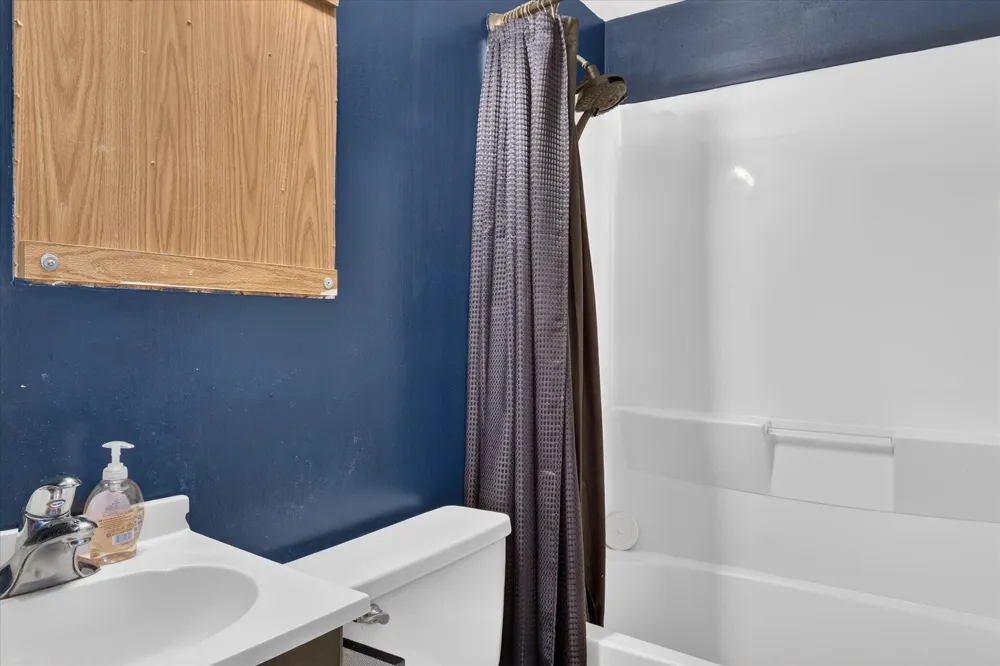 3519 Raven Avenue SW Wyoming City, MI 49509
