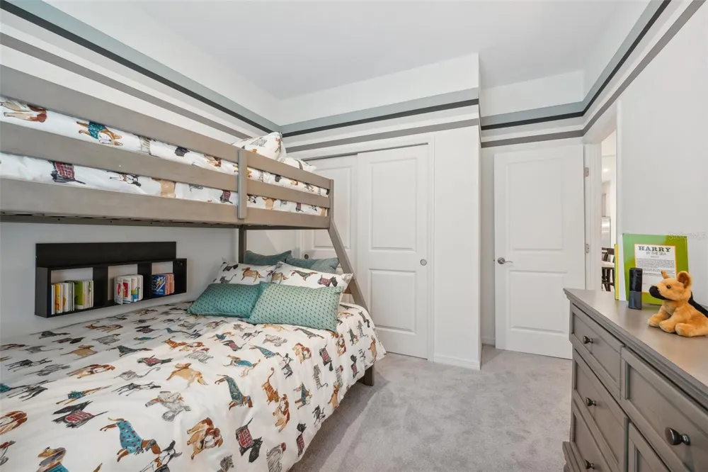 1092 CLAY BOULEVARD Tavares, FL 32778