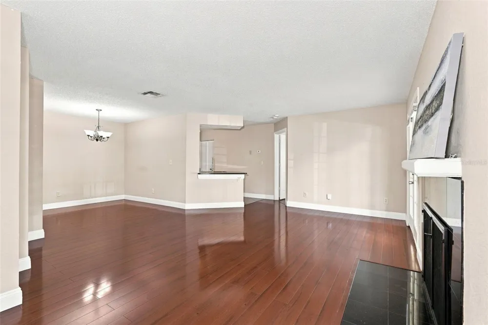 2550 ALAFAYA TRAIL #12104 Orlando, FL 32826