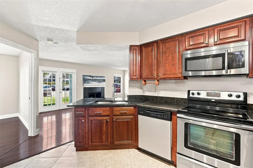 2550 ALAFAYA TRAIL #12104 Orlando, FL 32826