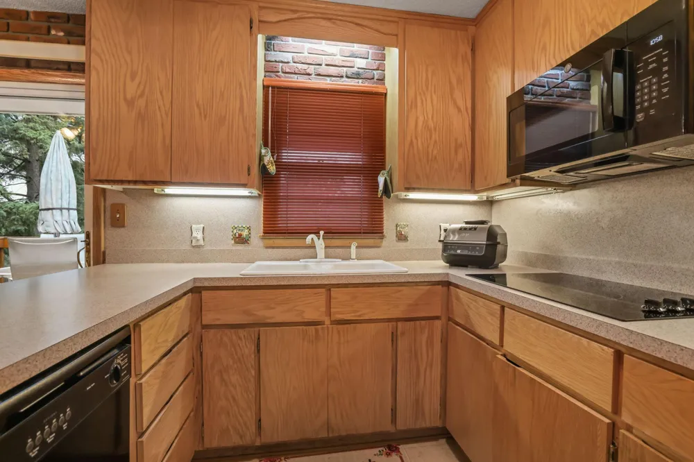 1933 Flandrau Street Maplewood, MN 55109