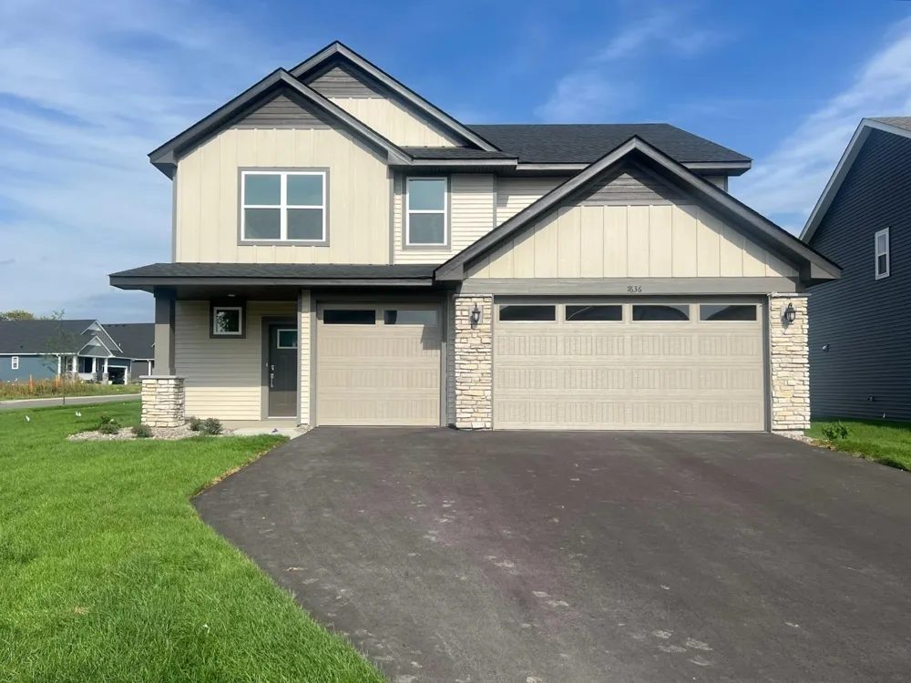 7636 Lotus Lane Lino Lakes, MN 55014