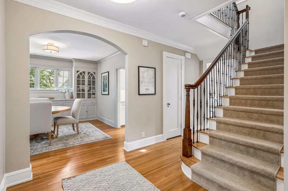 4517 Wooddale Avenue Edina, MN 55424