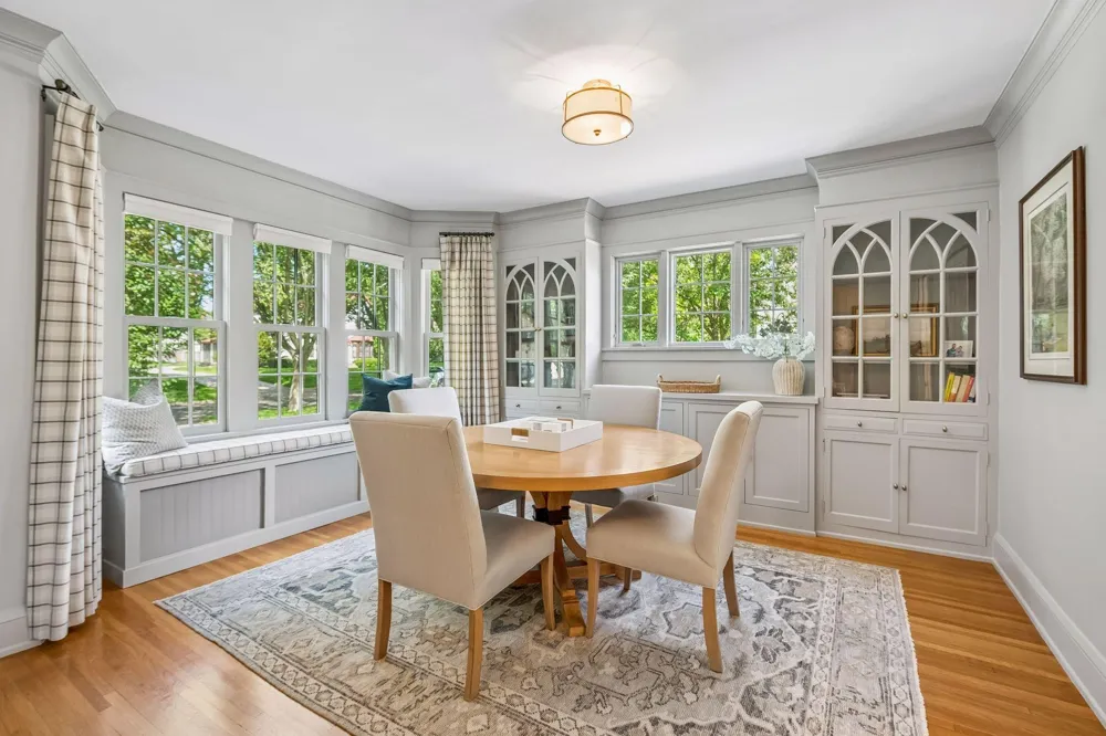 4517 Wooddale Avenue Edina, MN 55424