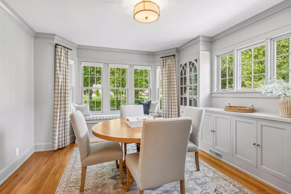 4517 Wooddale Avenue Edina, MN 55424