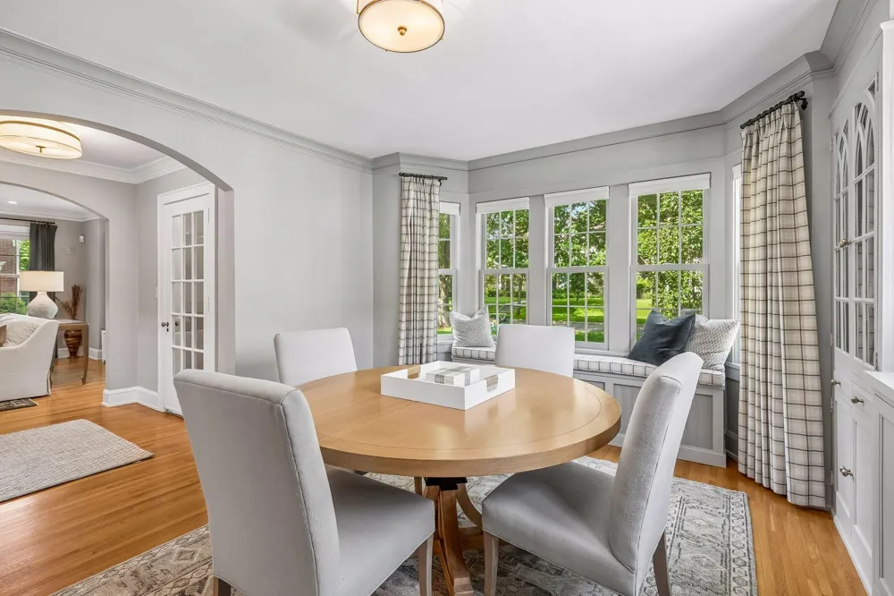 4517 Wooddale Avenue Edina, MN 55424