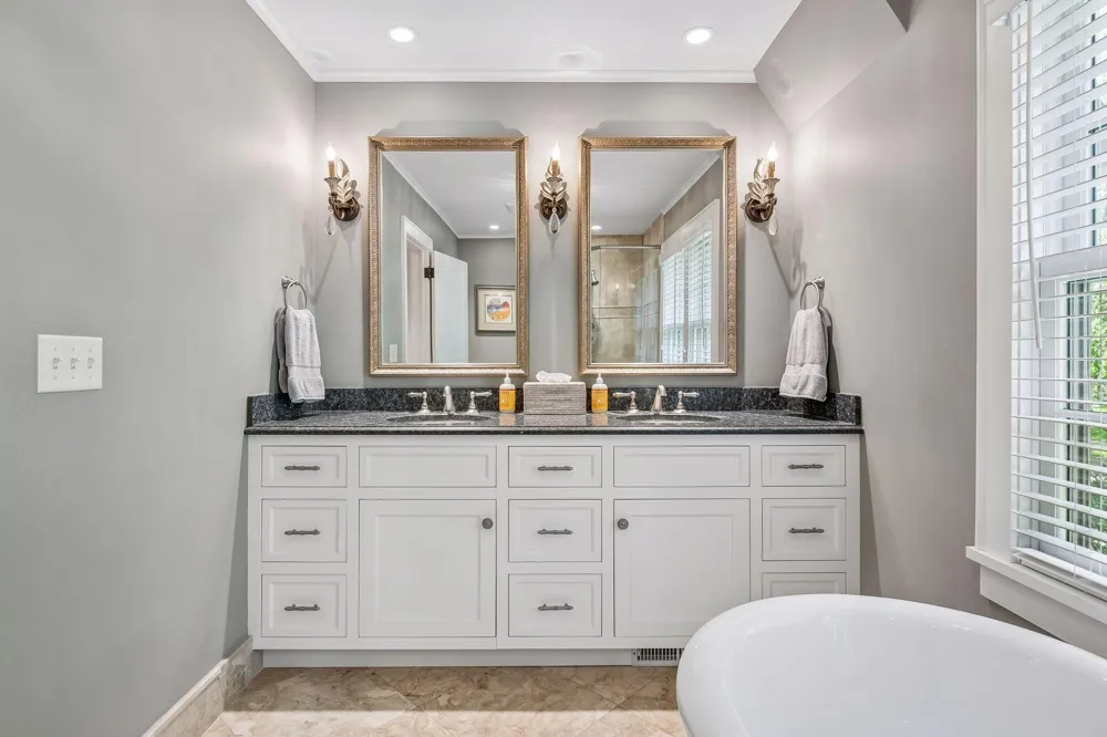 4517 Wooddale Avenue Edina, MN 55424