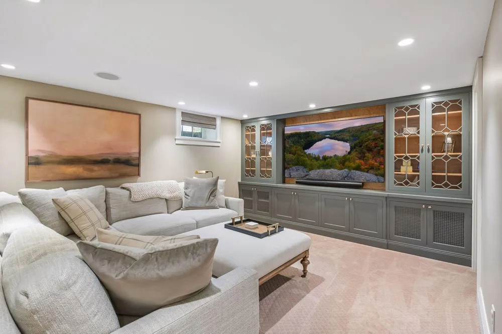 4517 Wooddale Avenue Edina, MN 55424