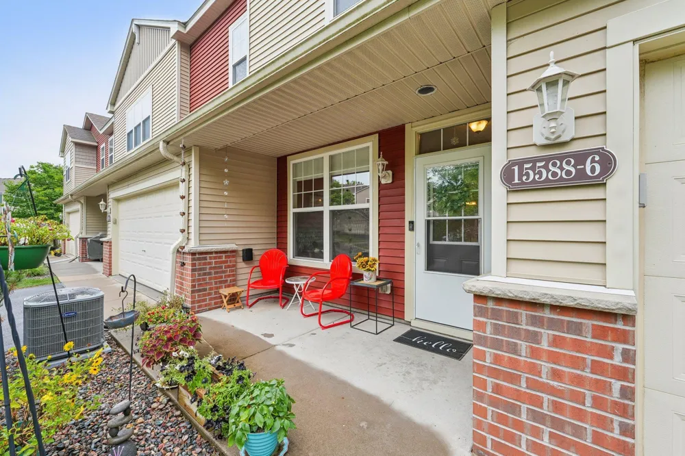 15588 Emerald Drive #6 Hugo, MN 55038