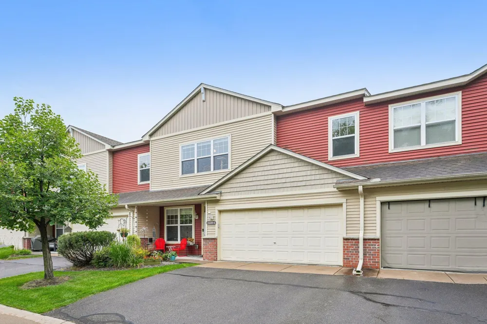 15588 Emerald Drive #6 Hugo, MN 55038