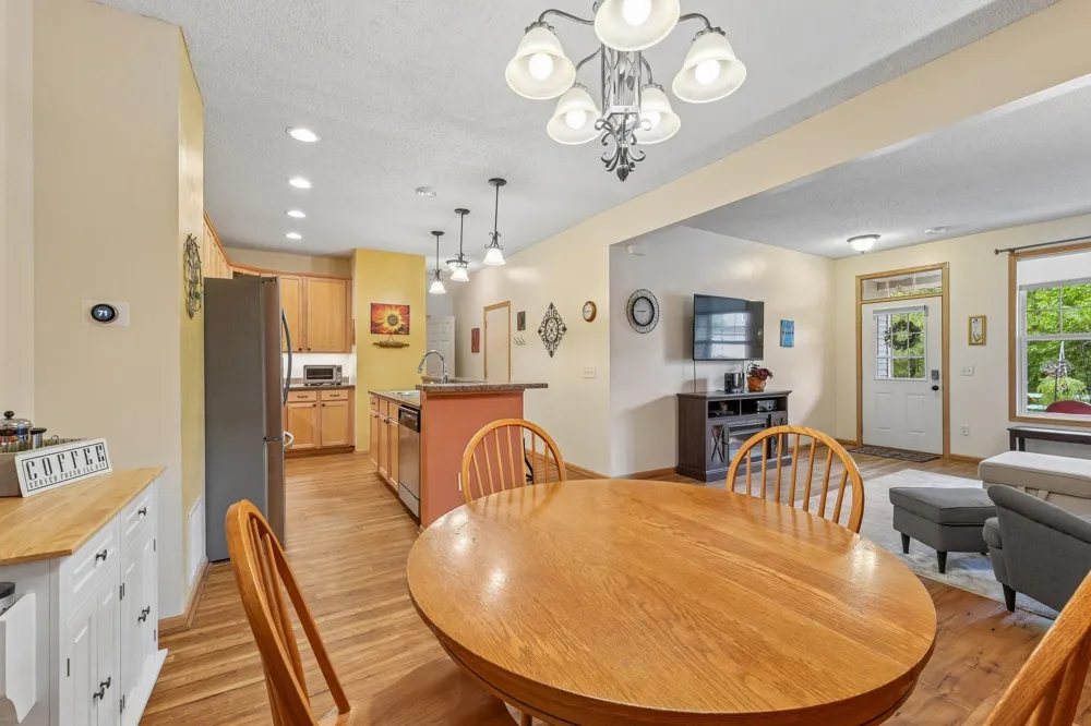 15588 Emerald Drive #6 Hugo, MN 55038