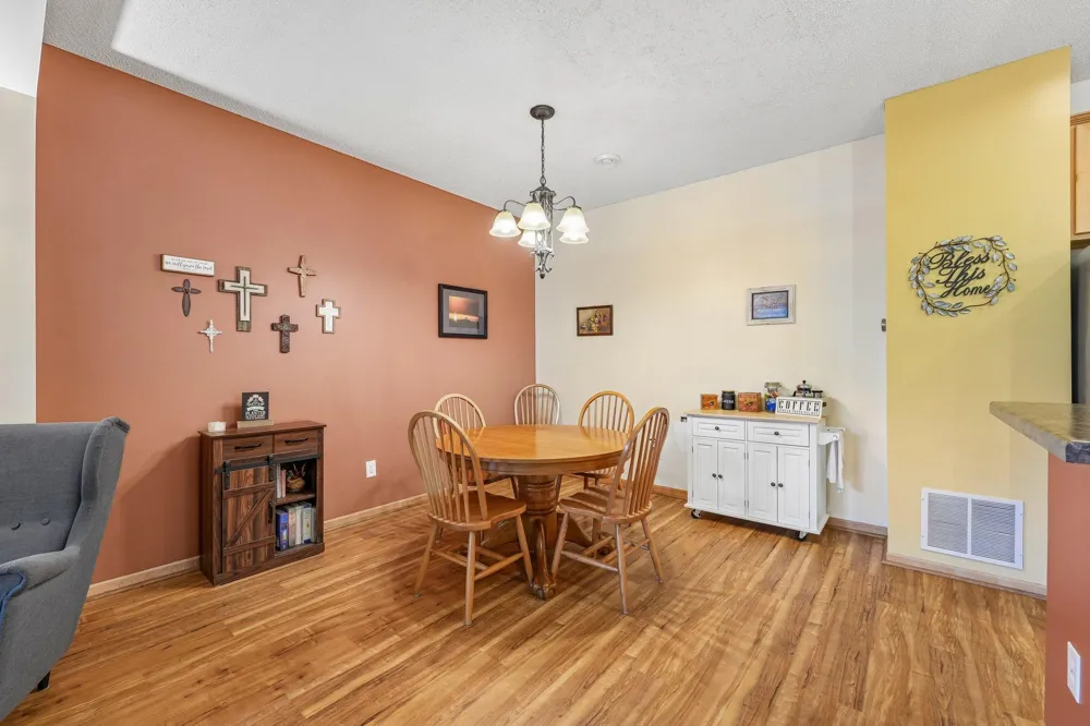 15588 Emerald Drive #6 Hugo, MN 55038