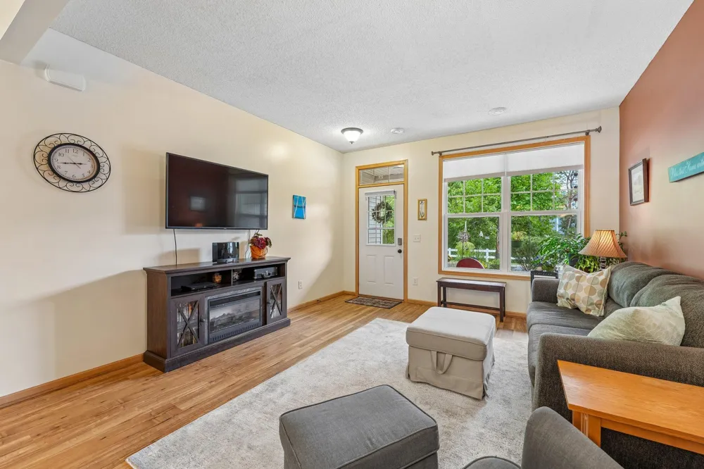 15588 Emerald Drive #6 Hugo, MN 55038