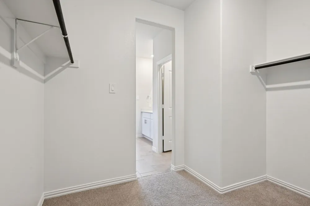 2113 Longchamp Lane Seagoville, TX 75159