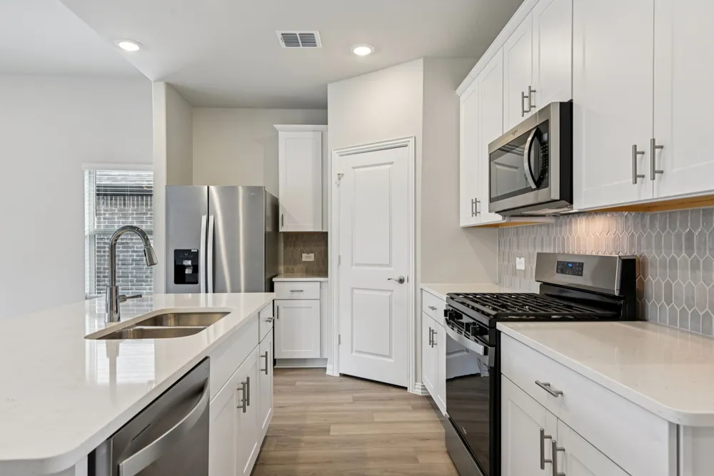 2113 Longchamp Lane Seagoville, TX 75159