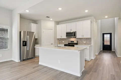 2113 Longchamp Lane