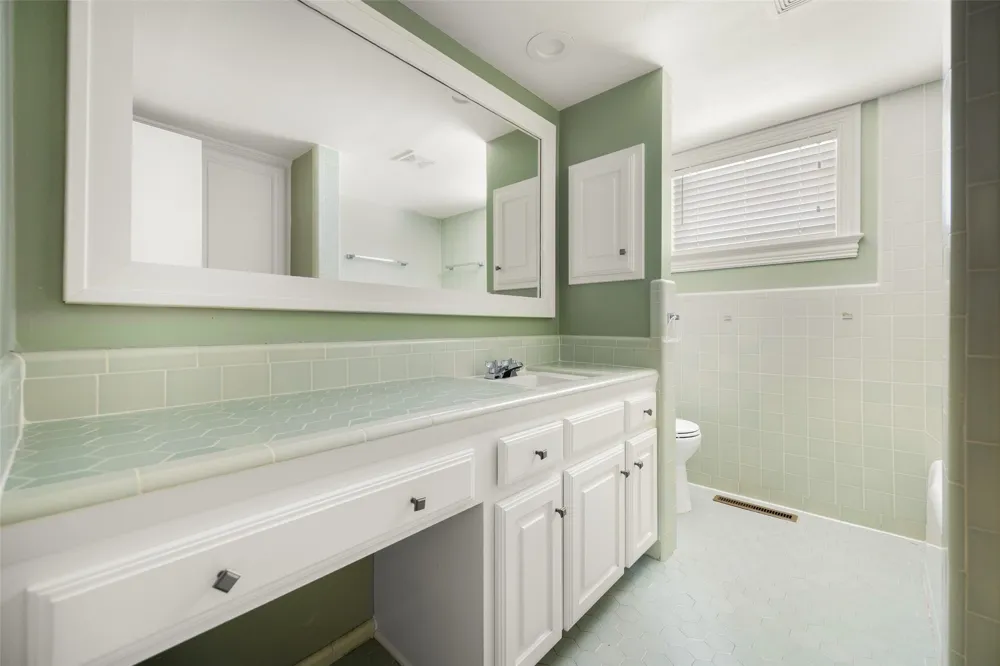 3813 Purdue Avenue University Park, TX 75225
