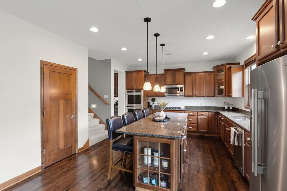 1752 Carriage Drive Victoria, MN 55386