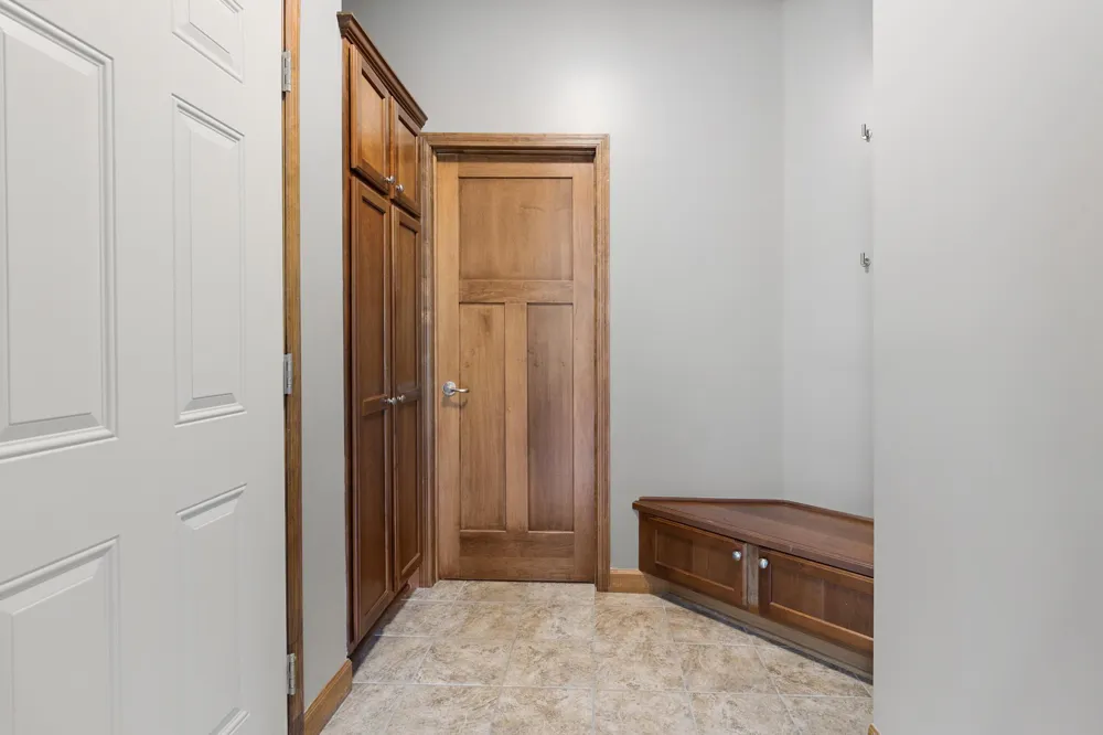 1752 Carriage Drive Victoria, MN 55386