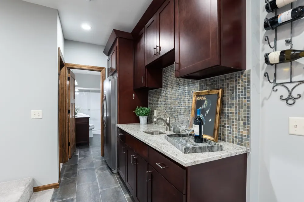 1752 Carriage Drive Victoria, MN 55386