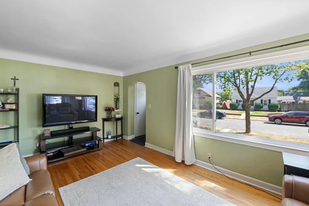 444 6th Avenue S South Saint Paul, MN 55075