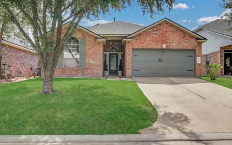 23539 Maple Vista Lane