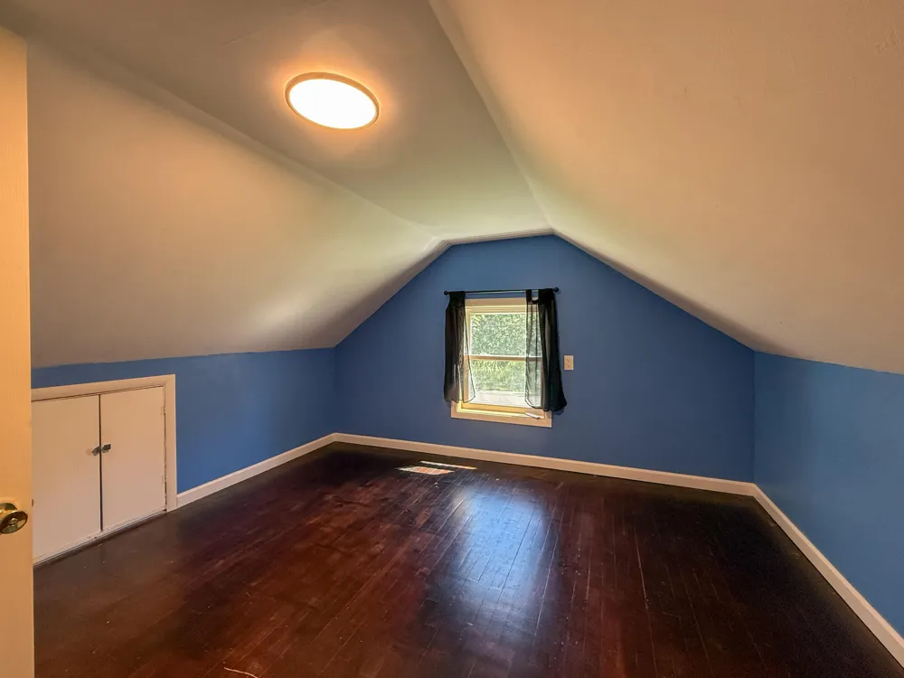 2661 E Empire Avenue Benton Harbor, MI 49022